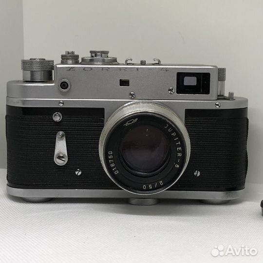 Пленочный фотоаппарат Зорький-4