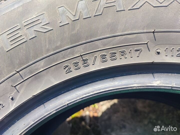 Dunlop Winter Maxx SJ8 265/65 R17