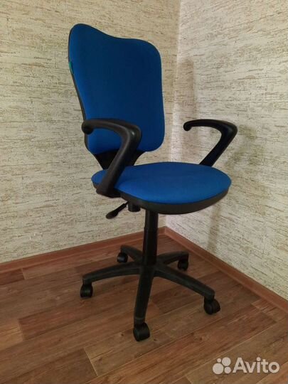 Компьютерное кресло