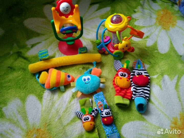 Развивающие игрушки для малышей