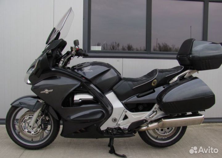 Honda ST Pan European 91-16 по запчастям