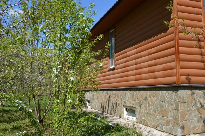 Дом 253 м² на участке 15 сот.