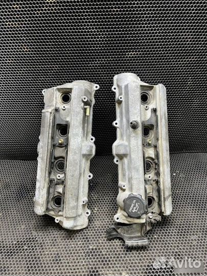 Клапанные крышки Toyota 1UZ-FE