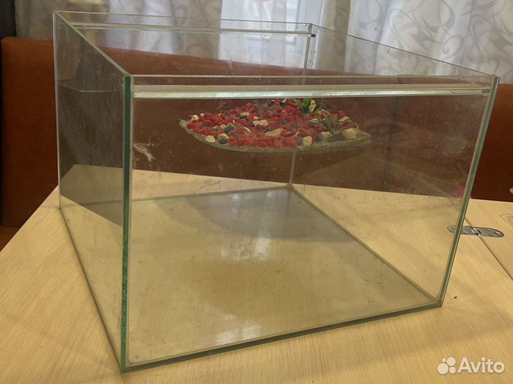 Аквариум с островом для черепах