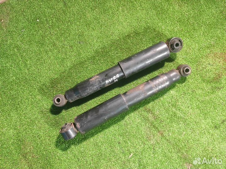 Амортизатор задний Opel Astra H седан 1.6 2008