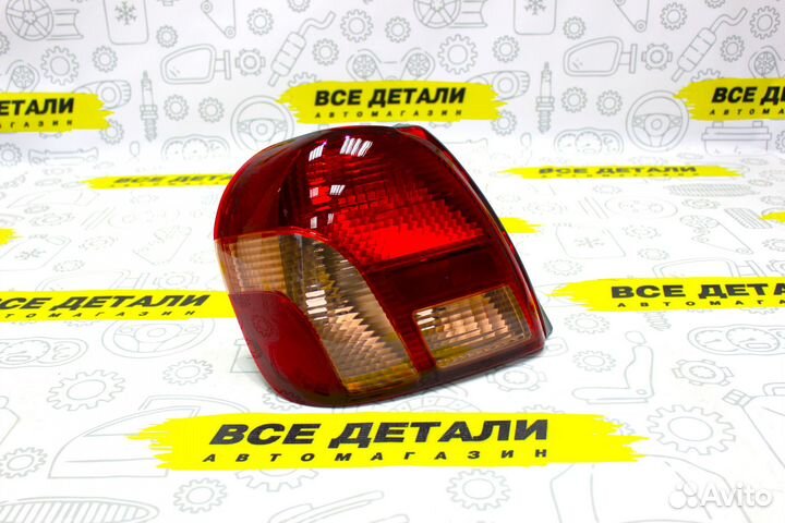 Фонарь Toyota Platz/Echo 99-02