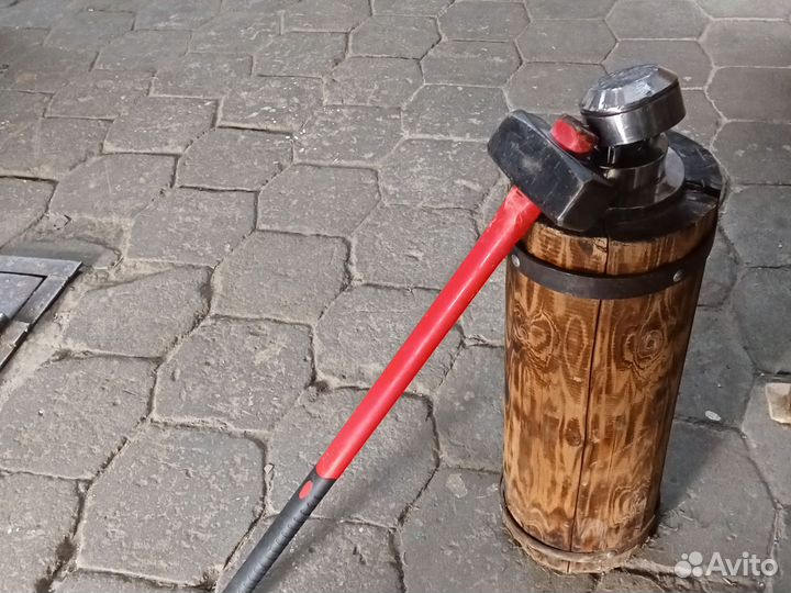 Инструмент для чеканки сувенирных монет и жетонов