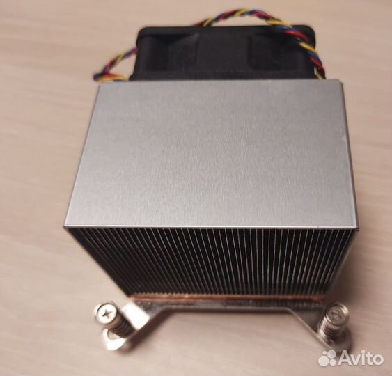 Процессор Xeon E5-2609v4