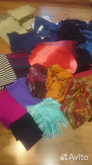 Пакетом шарфы снуды палантины шали платки