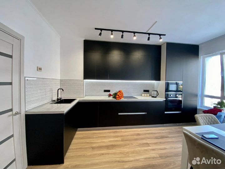 Прямая кухня на заказ под ключ в Новосибирске