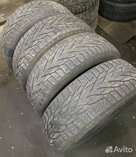 Nokian Tyres Hakkapeliitta R2 SUV 225/65 R17