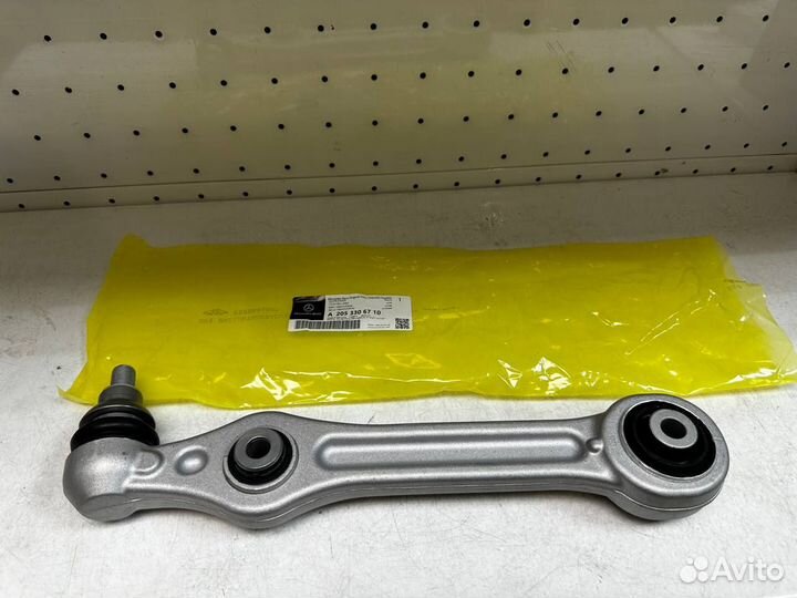 Рычаг передний Mercedes W205 A2053306710 Оригинал