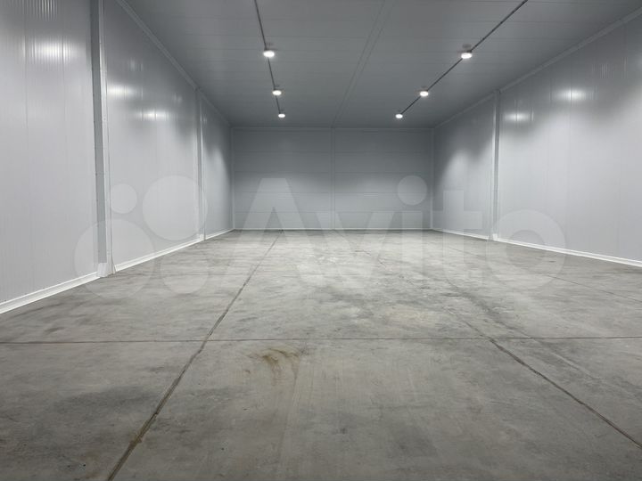 Склад-холодильник (морозильник), 1460 м²