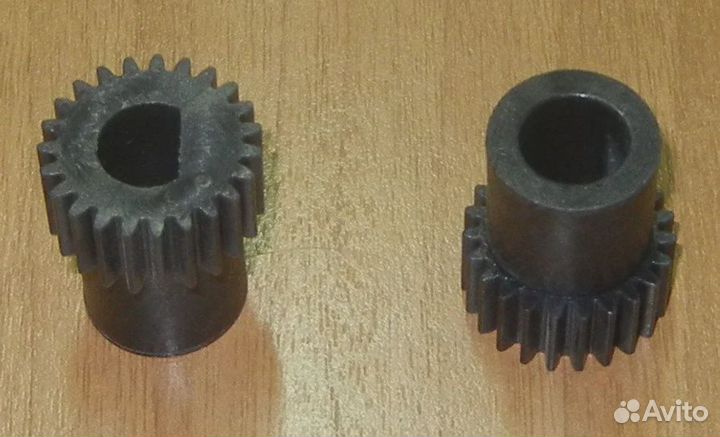 Шестерня мясорубки хозяюшка черная малая