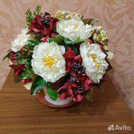 Интерьерные композиции цветов. Ручная работа