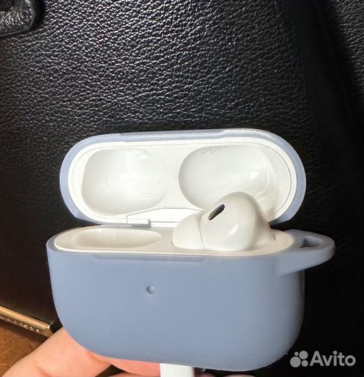Airpods pro 2 оригинал (кейс, правый наушник)