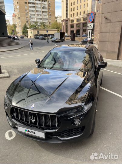 Maserati Levante 3.0 AT, 2018, 106 000 км