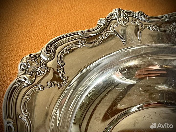 Старинная антикварная посуда икорница серебро