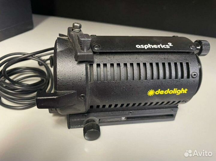 Галогенный осветительный прибор Dedolight DLH4