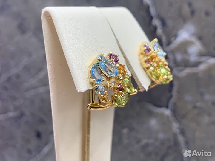 Золотые серьги 750