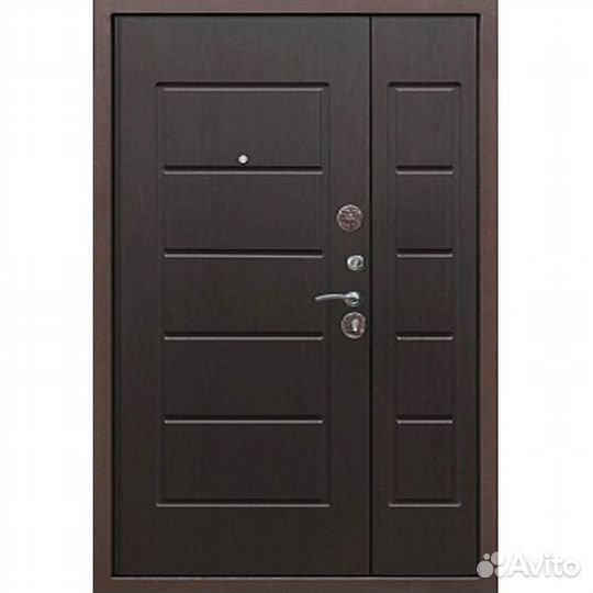 Двухстворчатая дверь