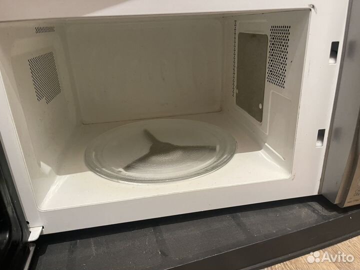 Микроволновая печь lg