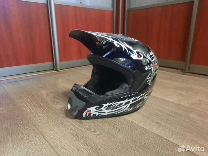 Кроссовый шлем