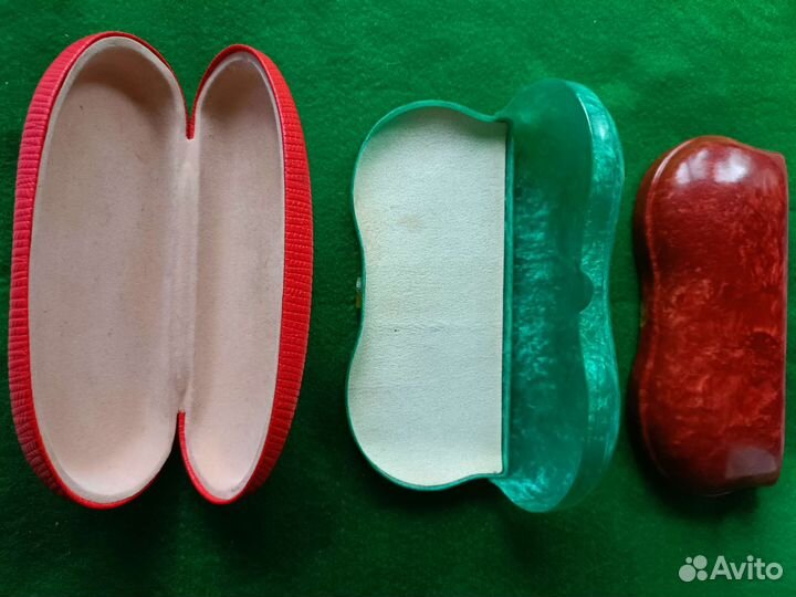 Футляры для очков (очечники) пластиковые, СССР