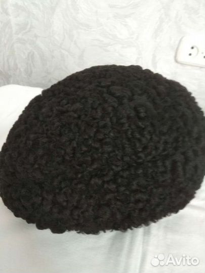 Шапка каракуль женская