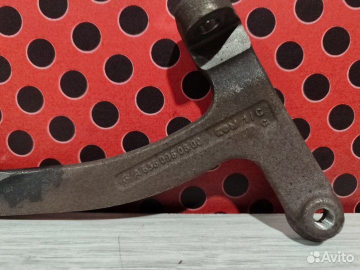 Кронштейн Mercedes-Benz S W222 656 2018