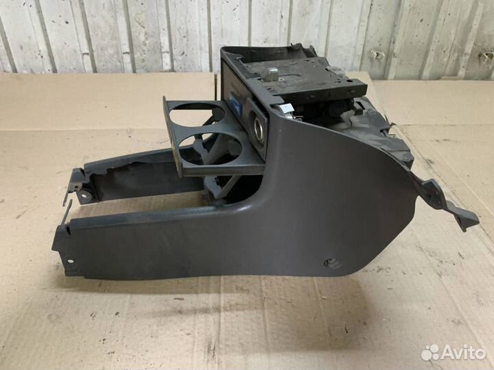 Консоль центральная toyota vista sv32