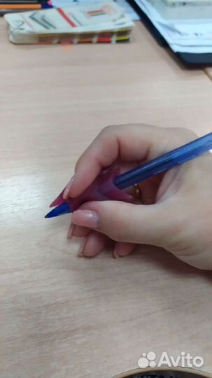 Тренажёр для правильного держания шариковой ручки