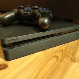 Sony PS4 slim