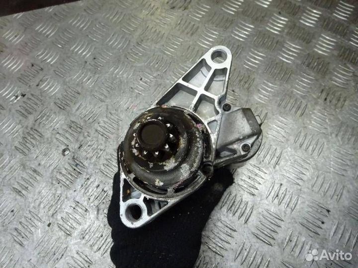 Стартер Volkswagen Golf 4 2002