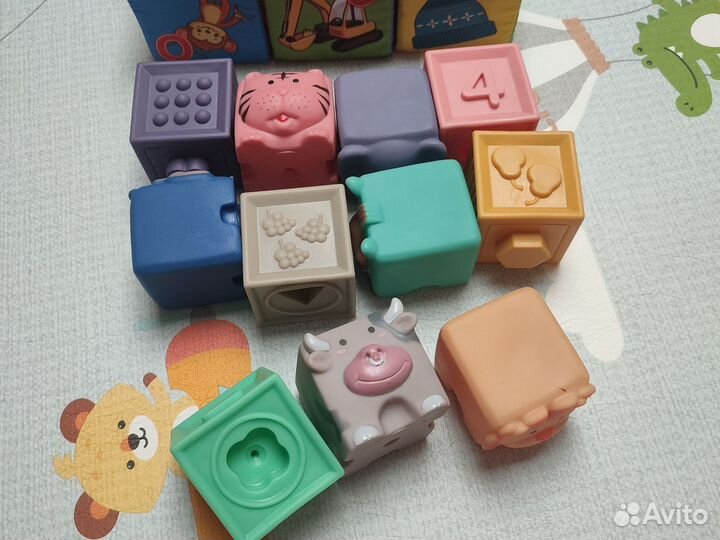 Мягкие, тактильные кубики для малышей