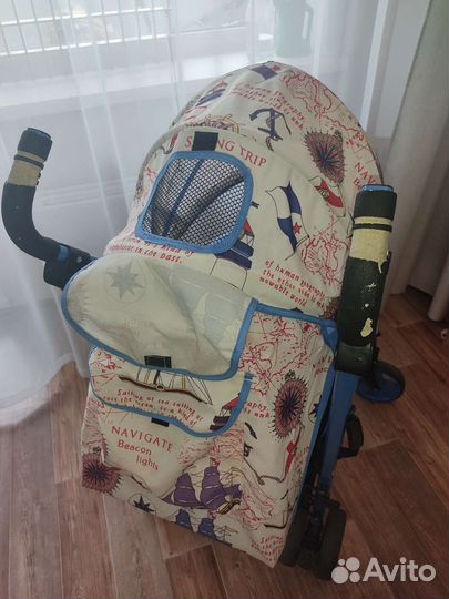 Прогулочная коляска трость