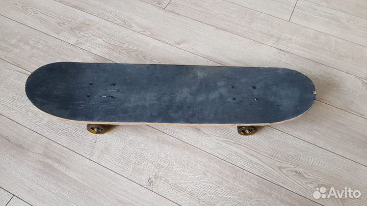 Скейтборд большой светящиеся колеса. Фанера