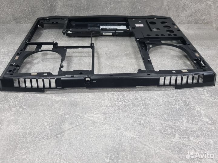 Поддон dell Alienware M17x M17x-7132
