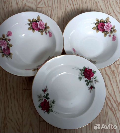 Тарелки новые набор