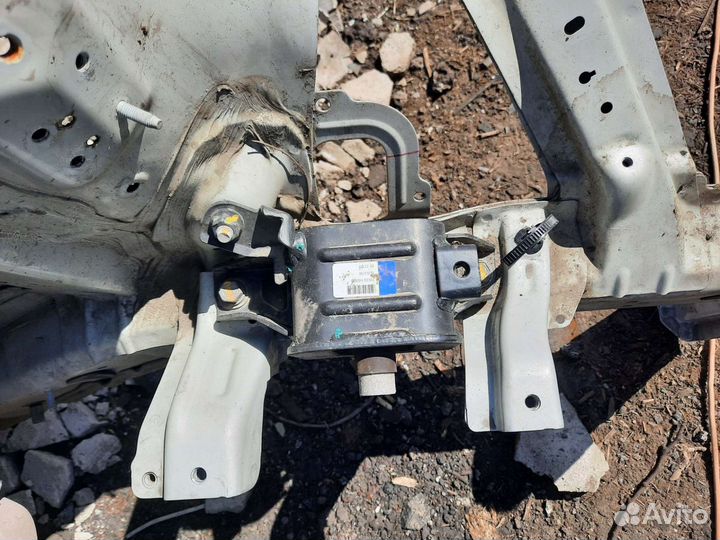 Подушка двигателя коробки киа рио 4 киа х лайн