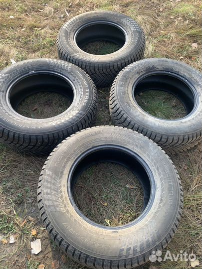 Nokian Tyres Hakkapeliitta 10p SUV 265/65 R17