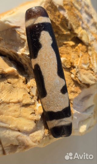 Бусина дзи Гуань Инь