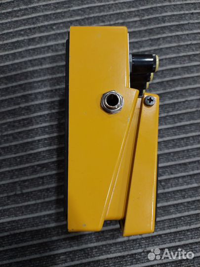 Гитарная педаль Boss distortion overdrive