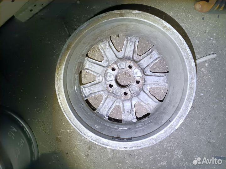 Диск литой R15 Volvo S60 V70 9173544