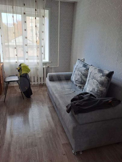 Комната 13 м² в 4-к., 2/5 эт.