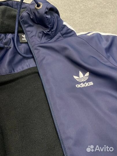 Спортивный костюм Adidas