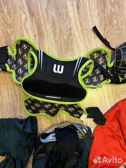 Форма, шлем, коньки, клюшка, баул для хоккея