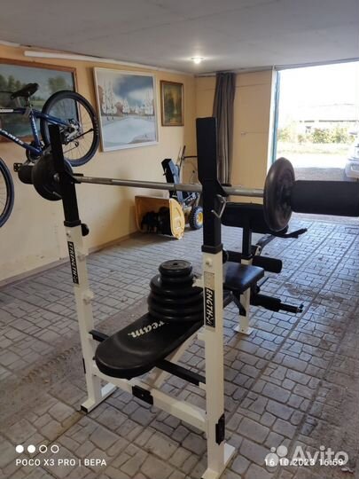 Скамья для жима со стойками и штангой бу