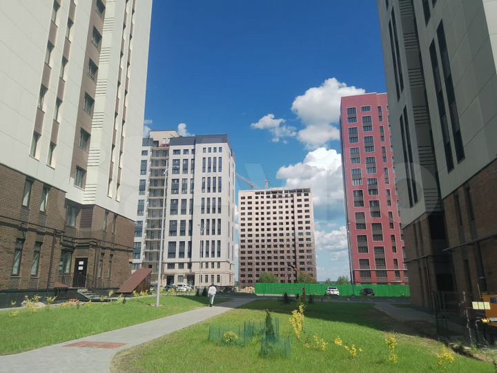 2-к. квартира, 33,9 м², 1/17 эт.