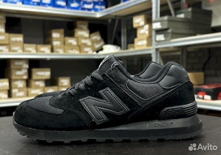 Черные New Balance 574